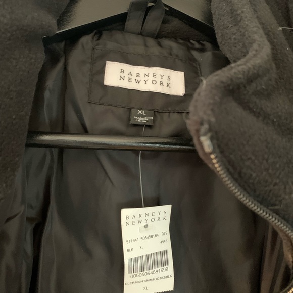 Winter jacket - Picture 3 of 4